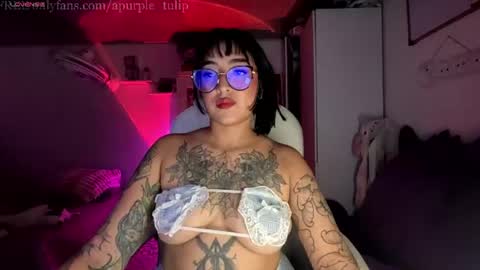 Snapshot of apurple_tulip chatting on 07.08.26 online show from 07.08.26