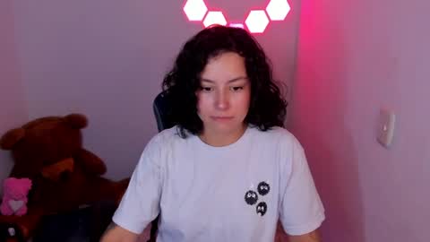 Snapshot of aqua_emilly chatting on 04.01.26 aqua emilly online show from 04.01.26