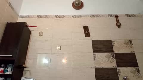 aquinn2000 online show from 12.02.25