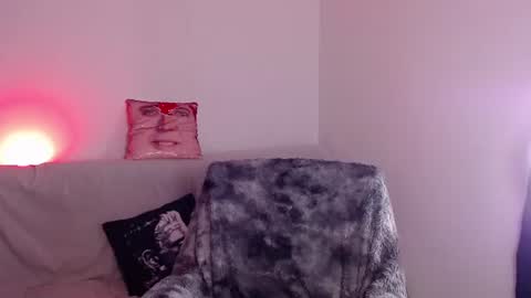 Snapshot of arabella_stone chatting on 07.11.26 Arabella online show from 07.11.26