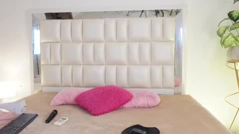   online show from 02.25.25