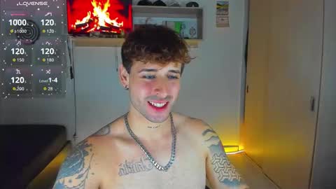 Snapshot of ares_blue chatting on 02.17.26 ares blue online show from 02.17.26