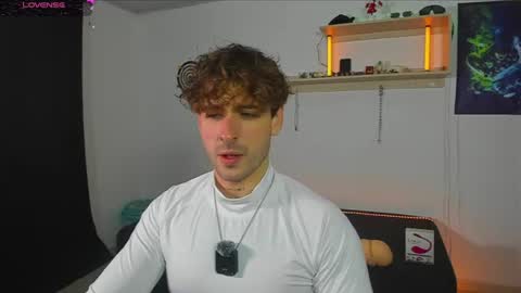 Snapshot of ares_blue chatting on 07.06.26 ares blue online show from 07.06.26