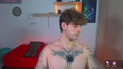Snapshot of ares_blue chatting on 07.14.26 ares blue online show from 07.14.26
