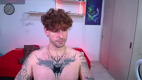 Snapshot of ares_blue chatting on 07.15.26 ares blue online show from 07.15.26