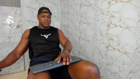 Snapshot of arex_black chatting on 05.13.26 Alex online show from 05.13.26