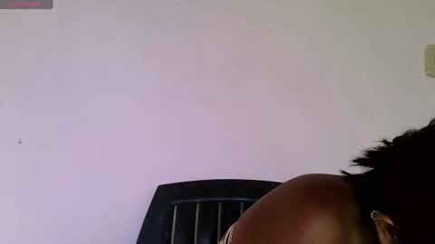 Snapshot of ari_20_ chatting on 07.08.26 Bella online show from 07.08.26