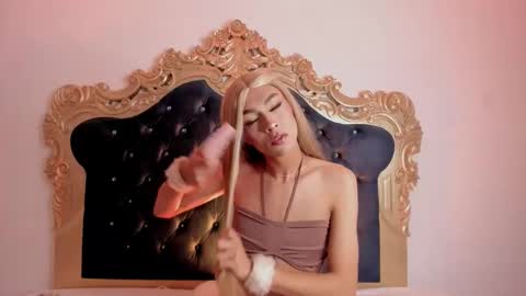 Ari  online show from 12.03.25