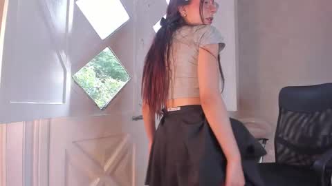 Ari Wilde online show from 03.07.26