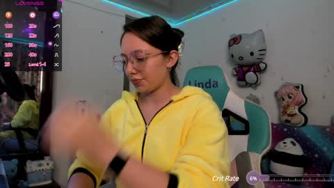 Snapshot of aria_alaia chatting on 01.09.25 Linda online show from 01.09.25