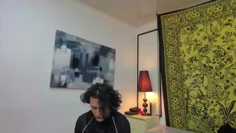 aria y orien  online show from 01.11.26