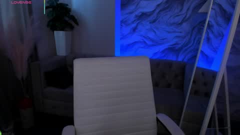 aria_mila online show from 04.15.26