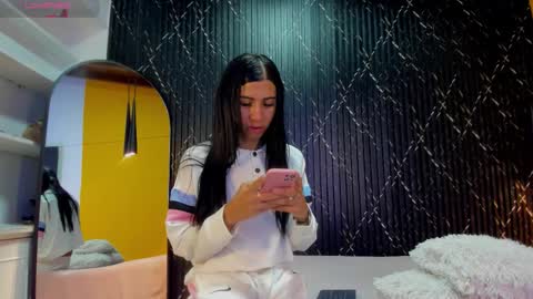 Aria Millers  online show from 11.27.25