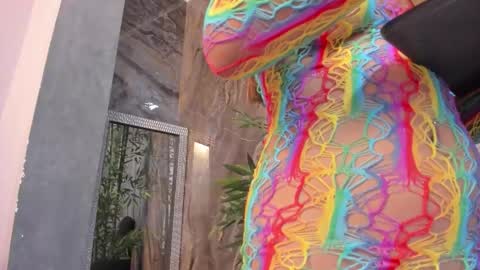 Snapshot of aria_moretti_ chatting on 11.22.25 ARIA online show from 11.22.25