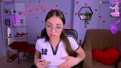 aria_voss_ online show from 05.28.26