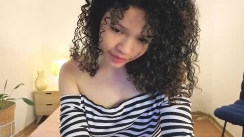 Snapshot of ariaa_23 chatting on 05.20.26 ariaa_23 online show from 05.20.26