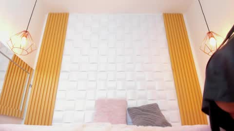 AriaBelle1 online show from 04.04.26