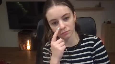 AriaCreazy online show from 12.05.24