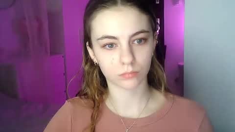 AriaCreazy online show from 12.15.24