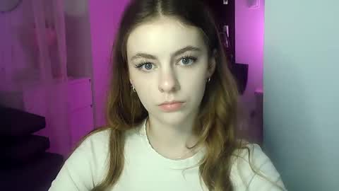 AriaCreazy online show from 12.16.24