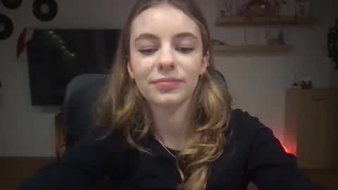 AriaCreazy online show from 12.27.24