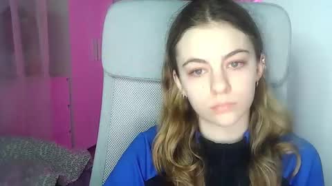 AriaCreazy online show from 01.17.25