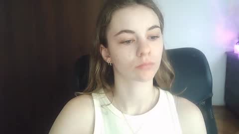 AriaCreazy online show from 06.18.26