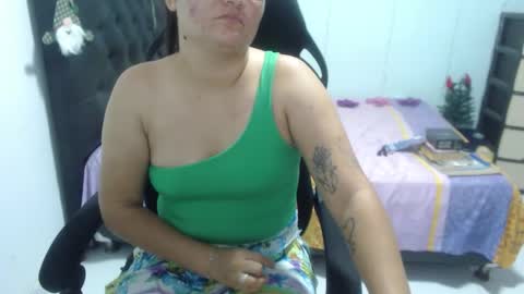 ...Ariana... online show from 11.18.25