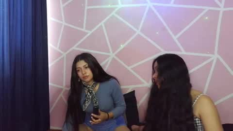 Snapshot of ariadna_and_antonella chatting on 06.04.26 dafna lorens online show from 06.04.26