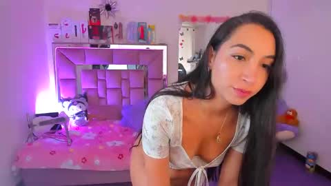 ariadnacappelletty online show from 03.19.26