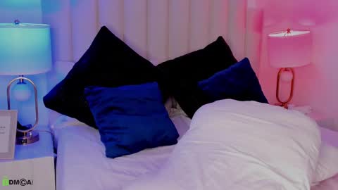 ariadnacolby online show from 02.25.25