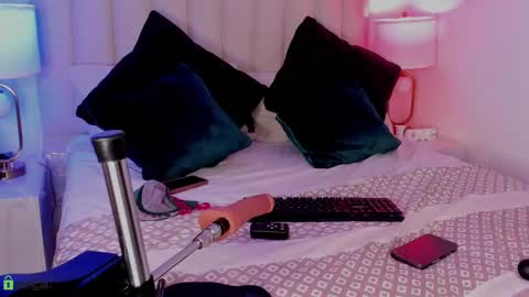 ariadnacolby online show from 03.03.25