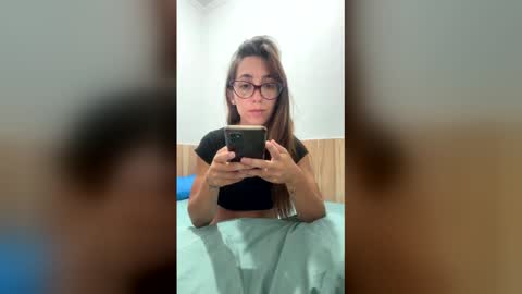 Snapshot of ariadnalatina chatting on 03.25.26 ariadnalatina online show from 03.25.26