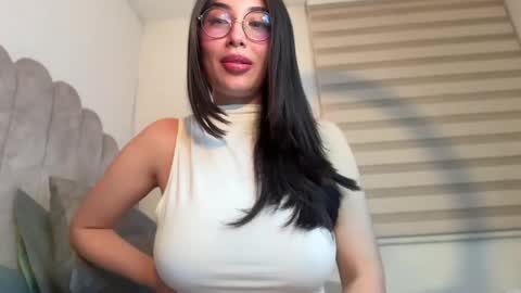 ARIADNA  IM NEW HERE THANK YOU VERY MUCH FOR FOLLOWING ME online show from 05.31.26