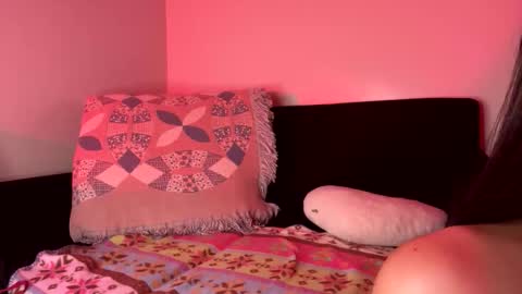 Aria Mariz online show from 10.07.25