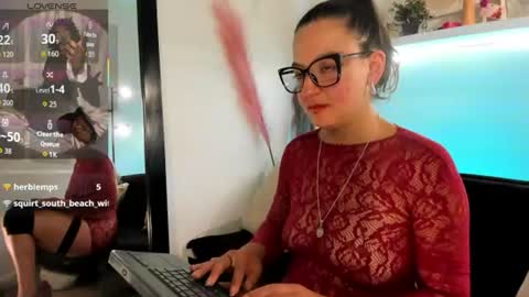 Snapshot of ariana_blonde_ chatting on 07.28.26 Ariana blonde online show from 07.28.26