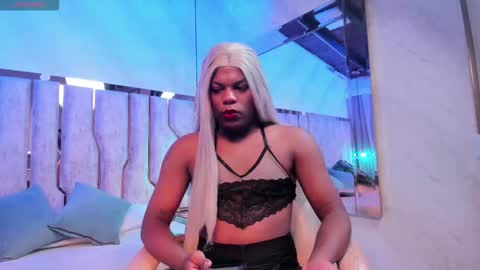 ariana_grande233 online show from 03.13.26