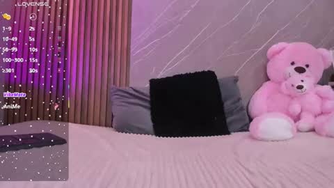 Ariana online show from 12.15.25