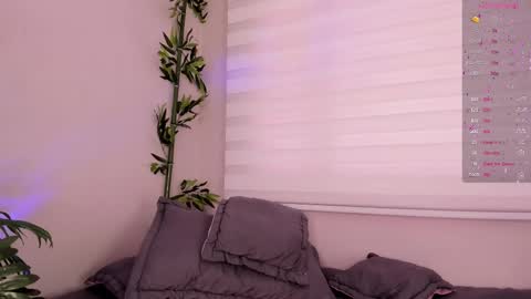 Ariana  online show from 02.28.25