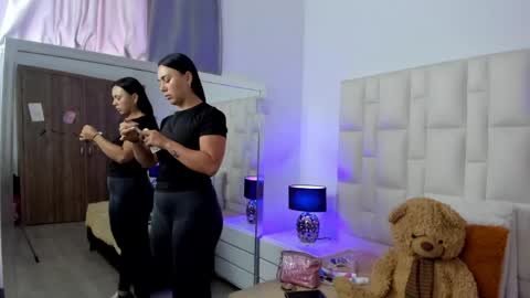  ariana  online show from 04.13.26