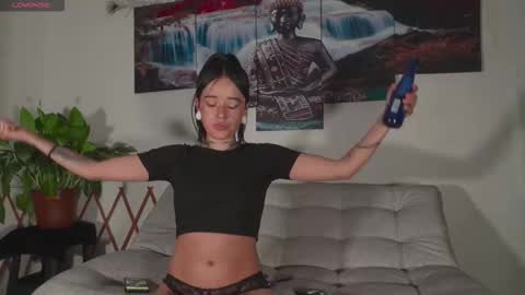 Snapshot of ariana_whitee chatting on 02.05.26 ariana_whitee online show from 02.05.26