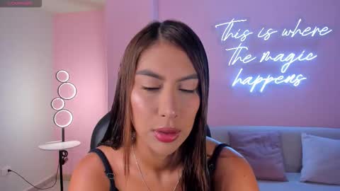 Ariana Dumont online show from 02.01.26