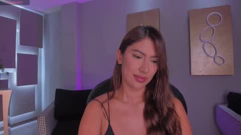 Ariana Dumont online show from 02.11.26