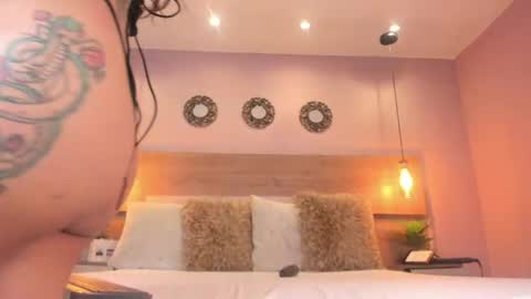 Ariana online show from 04.28.26