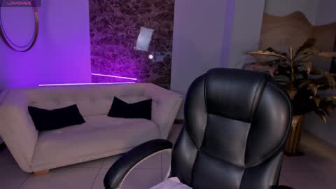 Your Girl  online show from 04.09.26