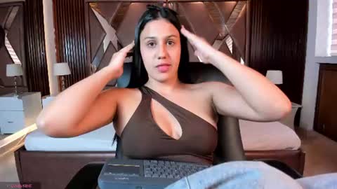 arianarouse  online show from 07.01.26