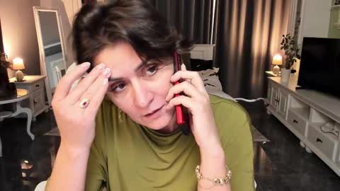 Snapshot of arianasage_ chatting on 11.17.25 Ana online show from 11.17.25