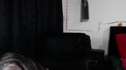 Snapshot of arianauwu666 chatting on 10.05.25 help me 100 hands up my OF is Free online show from 10.05.25