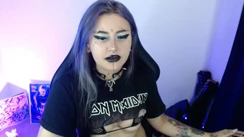 Snapshot of arianauwu666 chatting on 04.23.26 help me 100 hands up my OF is Free online show from 04.23.26