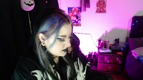 Snapshot of arianauwu666 chatting on 06.12.26 help me 100 hands up my OF is Free online show from 06.12.26